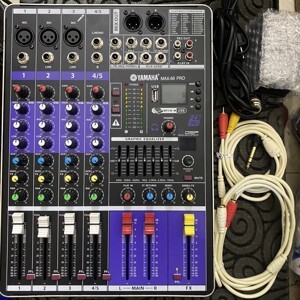 Mixer Yamaha Max68 Pro