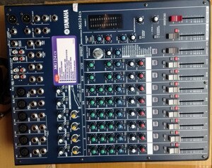 Mixer Yamaha MG124CX