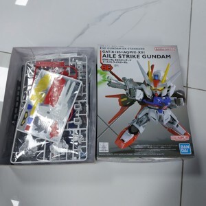 Mô hình lắp ráp SD EX-Standard Aile Strike Gundam Bandai