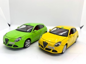 Mô hình xe Alfa Romeo Giulietta 1:32