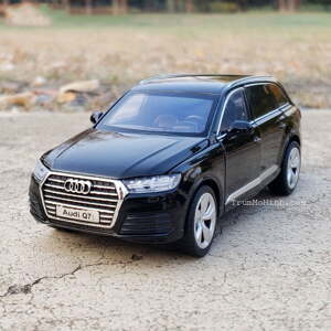 Mô hình xe Audi Q7 1:32 Jackiekim