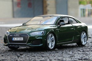 Mô hình xe Audi RS5 Coupe 1:24 Bburago