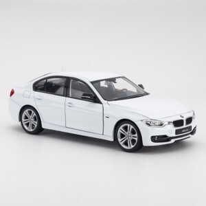 Mô hình xe BMW 335i 1:24 Welly