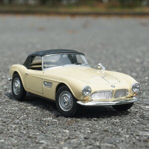 Mô hình xe BMW 507 Soft-Top 1:24 Welly