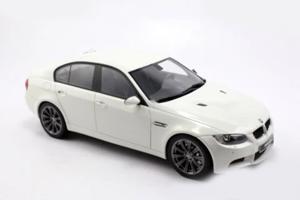 Mô hình xe BMW M3 White 1:18 GTSpirit