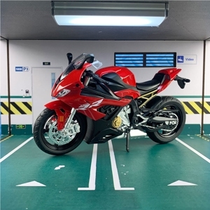 Mô hình xe BMW S1000RR 2020 1:12 HuaYi Model