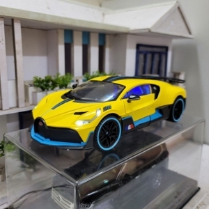 Mô hình xe Bugatti Divo 1:18 Bburago