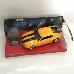 Mô hình xe Chevrolet Camaro 2016 Bumblebee Transformer Series 1:24 Jada