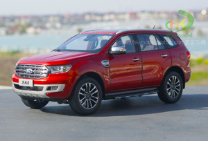 Mô hình xe Ford Everest Titanium 1:18