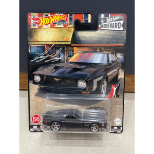 Mô hình xe Hot Wheels Captain America '70 Ford Mustang Mach 1