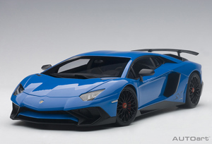 Mô hình xe Lamborghini Aventador SV LP750 1:18