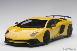 Mô hình xe Lamborghini Aventador SV LP750 1:18