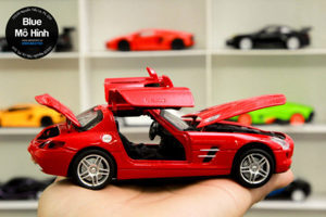 Mô hình xe Mercedes Benz SLS AMG Roadter 1:32