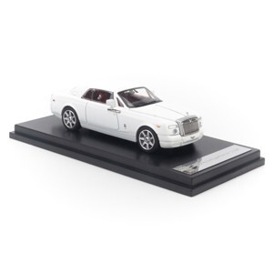 Mô hình xe Rolls Royce Phantom Coupe 1:64