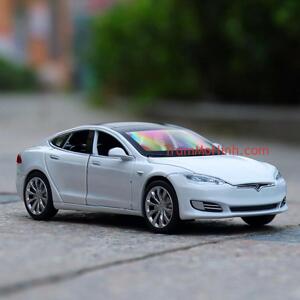 Mô hình xe Tesla Model S 2020 1:32 Proswon