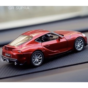 Mô hình xe Toyota GR Supra 1:32