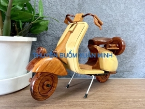 Mô hình xe vespa cổ