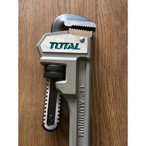 Mỏ lết răng nhôm 24inch Total THTAL17246