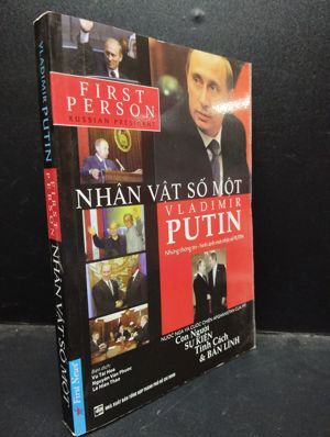 Nhân vật số một: Vladimir Putin - Nhiều tác giả