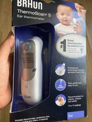 Nhiệt kế điện tử Braun IRT6500 (đo tai)