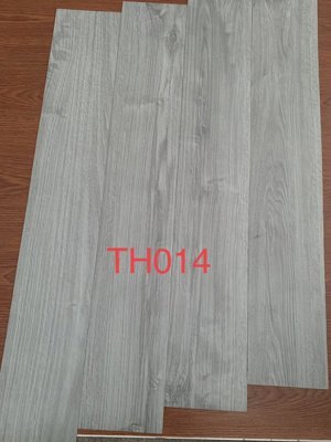 Nhựa lót sàn có keo sẵn TH014