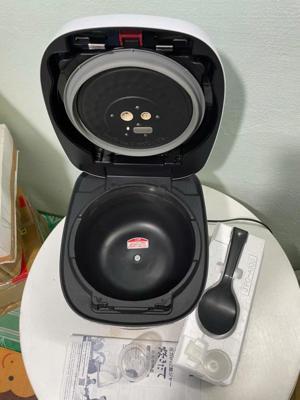 Nồi cơm điện cao tần Tiger JPC-A102 - 1L
