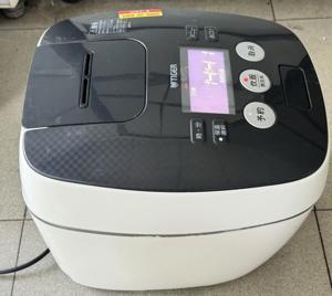 Nồi cơm điện Tiger JPB-G181