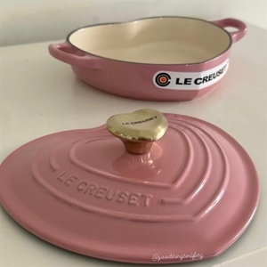 Nồi gang LeCreuset Heart Casserole Cerise 20cm