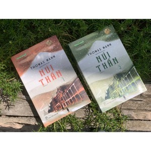 Cánh Cửa Mở Rộng - Núi Thần