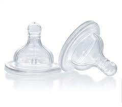 Hộp 2 núm ti cổ rộng silicone Chicco 4m+