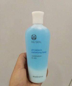 Nước hoa hồng Nuskin PH Balance Mattefying Toner