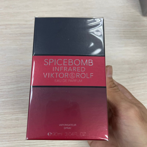 Nước hoa nam Viktor & Rolf Spicebomb EDT 90ml