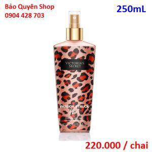 Nước hoa toàn thân Victoria's Secret Passion Struck Fragrance Mist