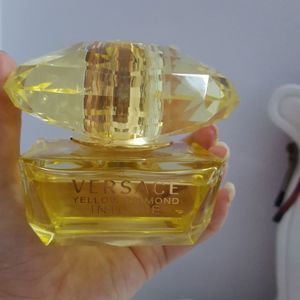 Nước hoa Versace Yellow Diamond EDP 50ml