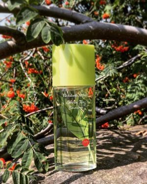 Nước hoa xịt toàn thân 100ml Green tea