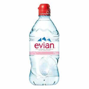 Nước khoáng đóng chai Evian chai 750ml