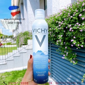 Nước khoáng dưỡng da Vichy Thermal Spa Water 300ml