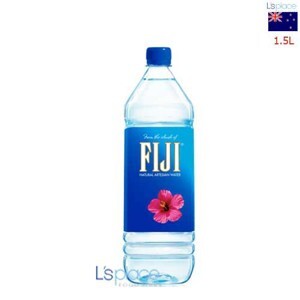 Nước khoáng thiên nhiên không ga Fiji chai 1.5L