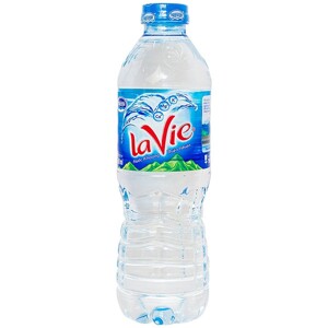 Nước khoáng thiên nhiên Lavie chai 500ml