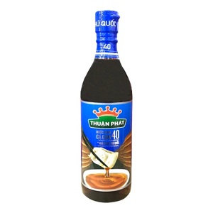 Nước mắm cá cơm Thuận Phát 40 độ đạm chai 620ml