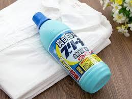 Nước tẩy trắng quần áo Rocket 600ml