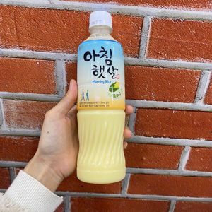 Nước trà râu ngô Woongjin 500ml