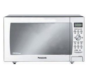Lò vi sóng Panasonic PALM-NN-GD570SYUE - 27 lít - 900W, có nướng