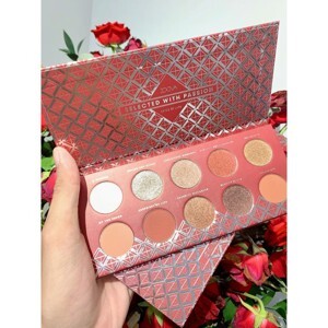 Phấn mắt spice me up eye shadow palette city color