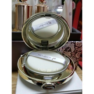 Phấn phủ dưỡng trắng và chống nắng Whoo Whitening Powder Pact