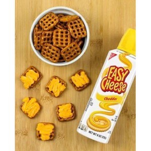 Phô mai xịt Easy Cheese 226g