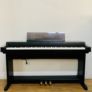 Đàn Piano Điện Yamaha Clavinova CLP-560