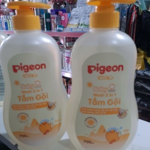 Sữa tắm gội 2 trong 1 Pigeon tinh chất hoa hướng dương - 700ml