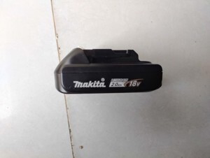 Pin Lithium-ion Makita BL1850B