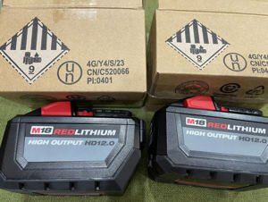 Pin Milwaukee 18V 12.0Ah Red Lithium M18HB12